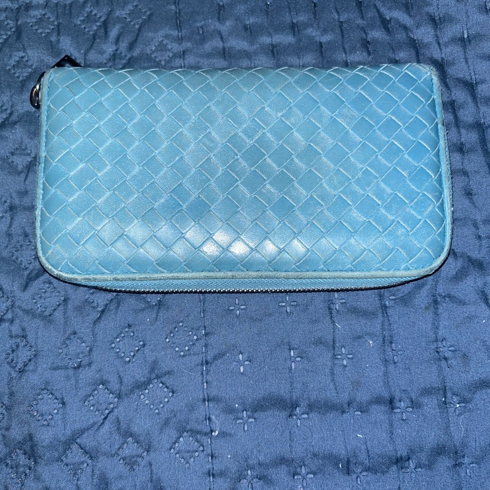 Bottega Veneta intecciato blue leather woven long wallet